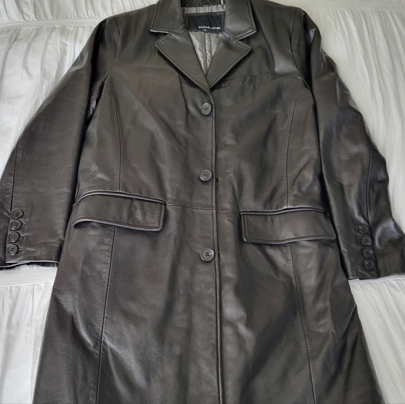 Wilsons Leather Button Down Trench - Picture 4 of 11